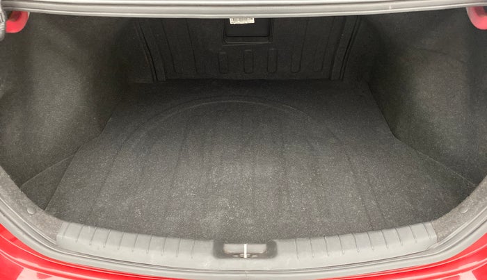 2019 Hyundai New Elantra 1.6 SX MT, Diesel, Manual, 25,841 km, Boot Inside