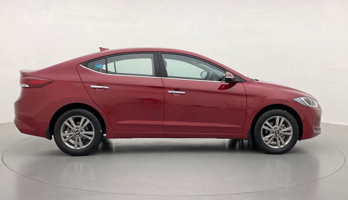 2019 Hyundai New Elantra 1.6 SX MT, Diesel, Manual, 25,841 km, Right Side View