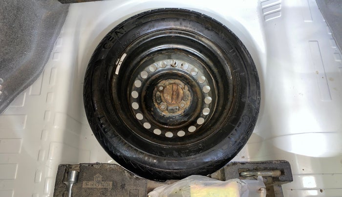 2015 Honda Amaze 1.2L I-VTEC E, Petrol, Manual, 1,45,917 km, Spare Tyre