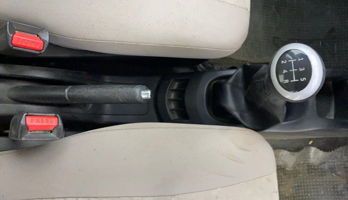 2014 Maruti Wagon R 1.0 VXI, Petrol, Manual, 66,371 km, Gear Lever