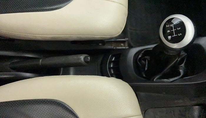 2016 Maruti Wagon R 1.0 LXI CNG, CNG, Manual, 65,063 km, Gear Lever