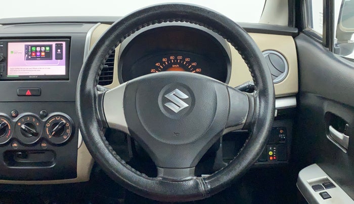 2017 Maruti Wagon R 1.0 LXI CNG, CNG, Manual, 83,192 km, Steering Wheel Close Up