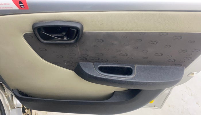 2016 Tata Nano TWIST XTA, Petrol, Automatic, 45,511 km, Driver Side Door Panels Control