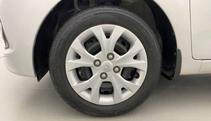 2016 Hyundai Grand i10 MAGNA 1.2 VTVT, Petrol, Manual, 13,839 km, Left Front Wheel