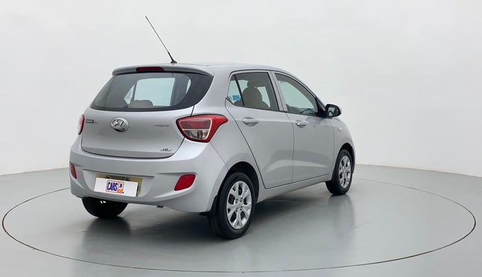 2016 Hyundai Grand i10 MAGNA 1.2 VTVT, Petrol, Manual, 13,839 km, Right Back Diagonal