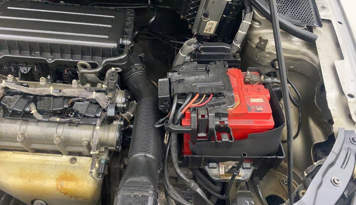 2014 Skoda Rapid ELEGANCE 1.6 MPI AT, Petrol, Automatic, 77,700 km, Engine View - Left