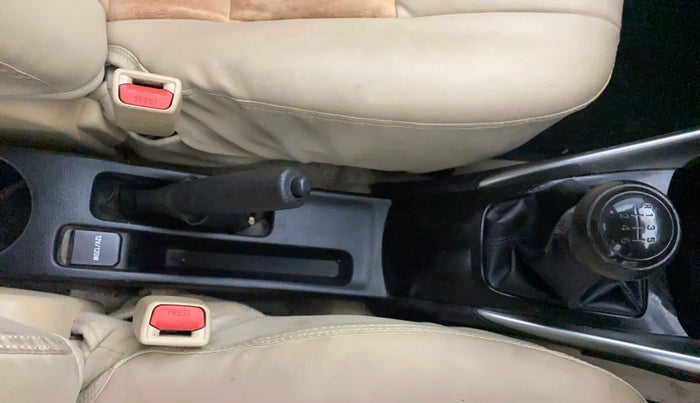 2020 Toyota YARIS J MT, Petrol, Manual, 33,227 km, Gear Lever