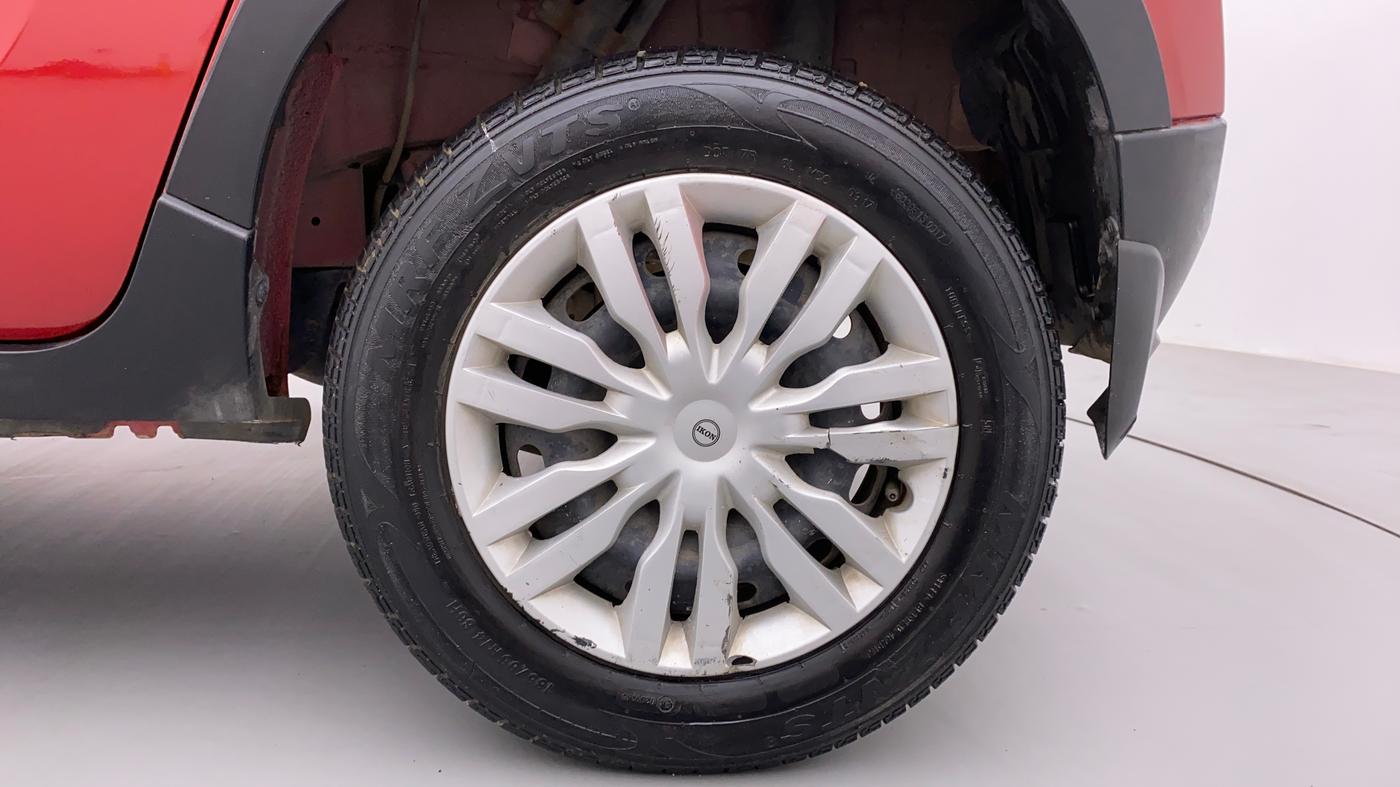 2017 Mahindra Kuv100 K4 6 STR, Petrol, Manual, 45,831 km, Left Rear Wheel