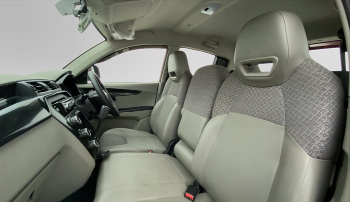 2017 Mahindra Kuv100 K4 6 STR, Petrol, Manual, 45,831 km, Right Side Front Door Cabin