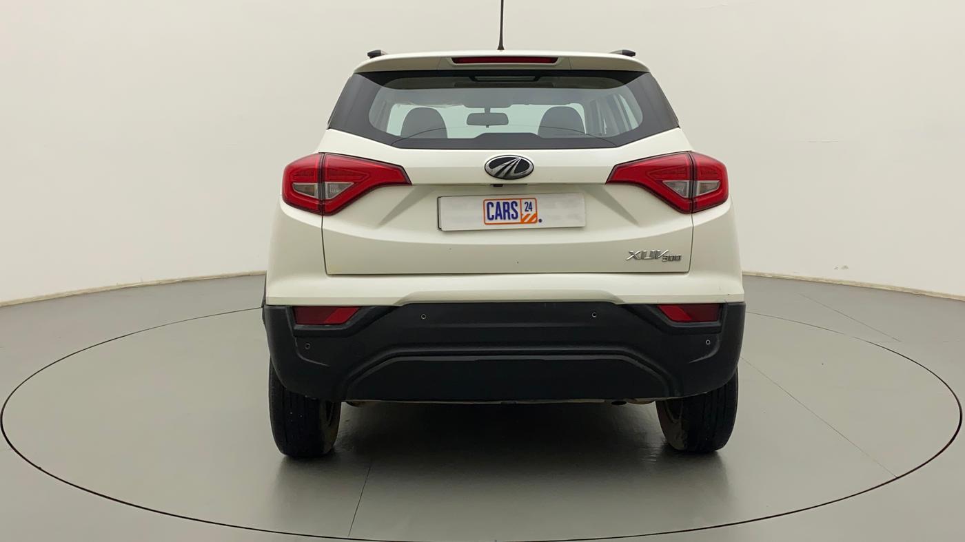 2020 Mahindra XUV300 W6 1.5 DIESEL AMT, Diesel, Automatic, 85,834 km, Back/Rear