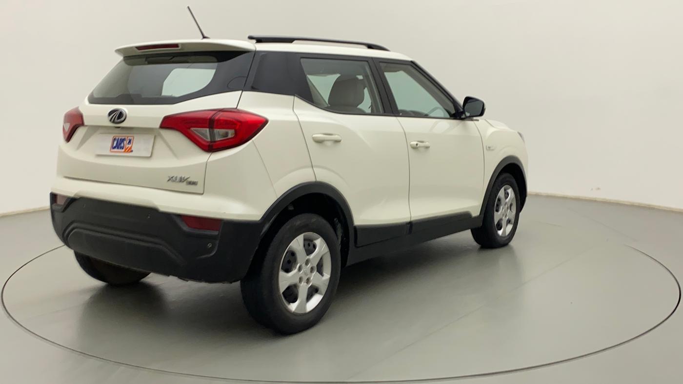 2020 Mahindra XUV300 W6 1.5 DIESEL AMT, Diesel, Automatic, 85,834 km, Right Back Diagonal
