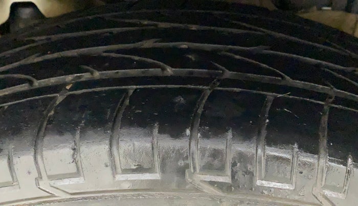 2020 Mahindra XUV300 W6 1.5 DIESEL AMT, Diesel, Automatic, 85,834 km, Left Rear Tyre Tread