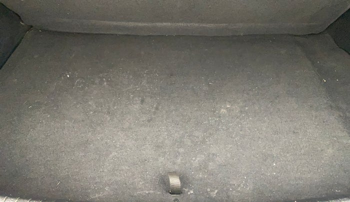 2015 Hyundai Grand i10 ASTA AT 1.2 KAPPA VTVT, Petrol, Automatic, 96,163 km, Boot Inside