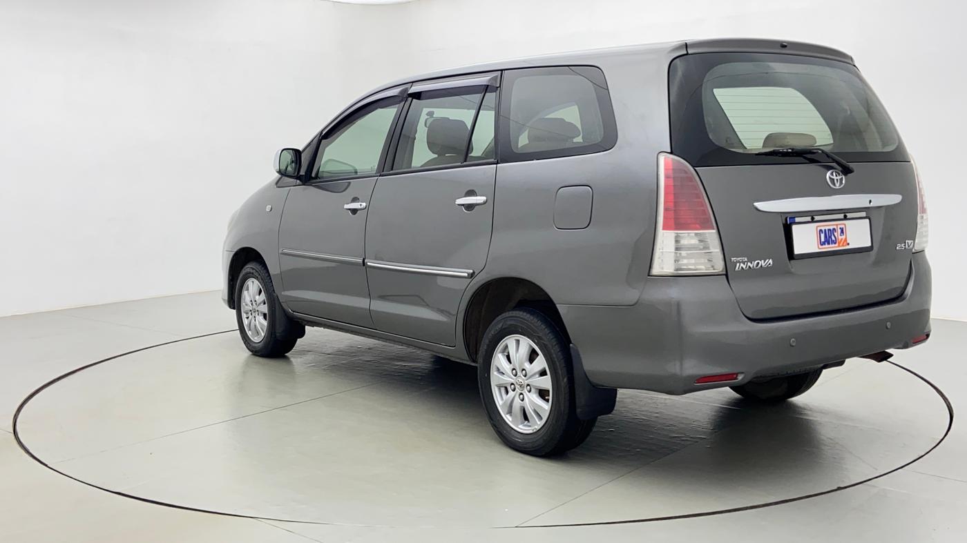2010 Toyota Innova 2.5 V 8 STR, Diesel, Manual, 1,51,153 km, Left Back Diagonal (45- Degree) View