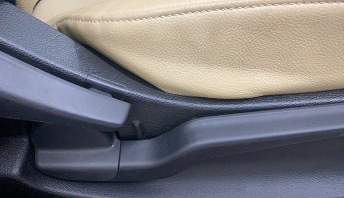 2021 Honda City 1.5L I-VTEC ZX CVT, Petrol, Automatic, 25,911 km, Driver Side Adjustment Panel