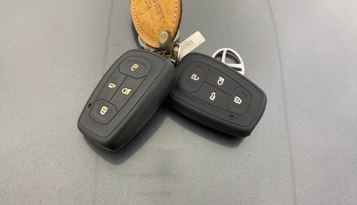 2022 Tata NEXON XZ PLUS DIESEL, Diesel, Manual, 46,142 km, Key Close Up