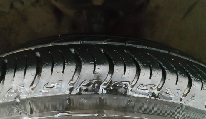 2018 Honda Amaze 1.2L I-VTEC V CVT, Petrol, Automatic, 31,936 km, Right Front Tyre Tread