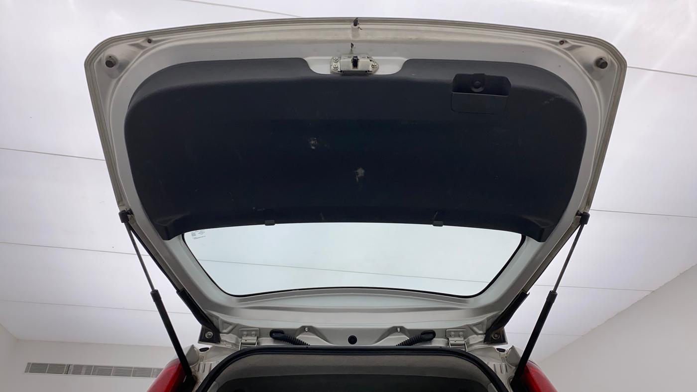 2013 Maruti Ritz VDI, Diesel, Manual, 84,499 km, Boot Door Open