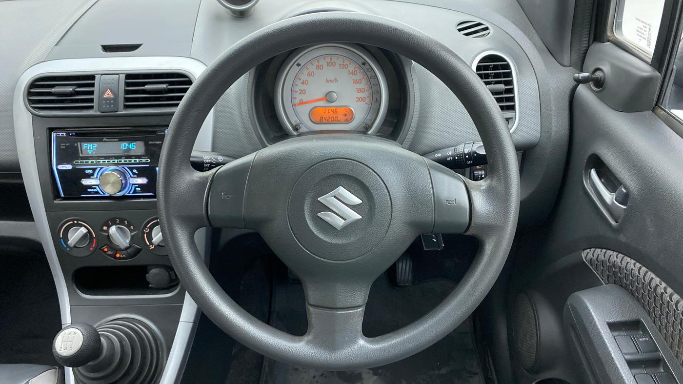 2013 Maruti Ritz VDI, Diesel, Manual, 84,499 km, Steering Wheel Close Up