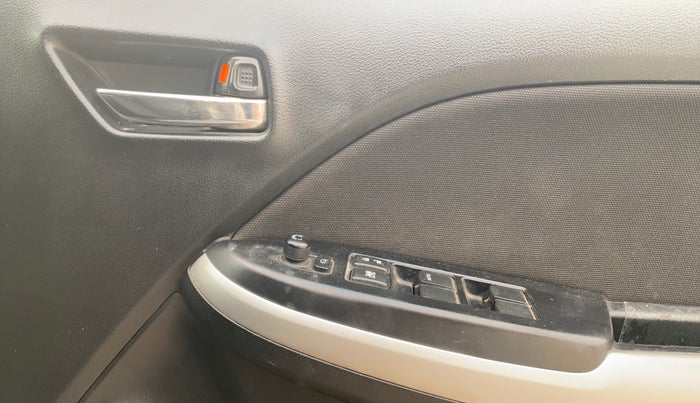 2018 Maruti Baleno DELTA PETROL 1.2, Petrol, Manual, 31,883 km, Driver Side Door Panels Control