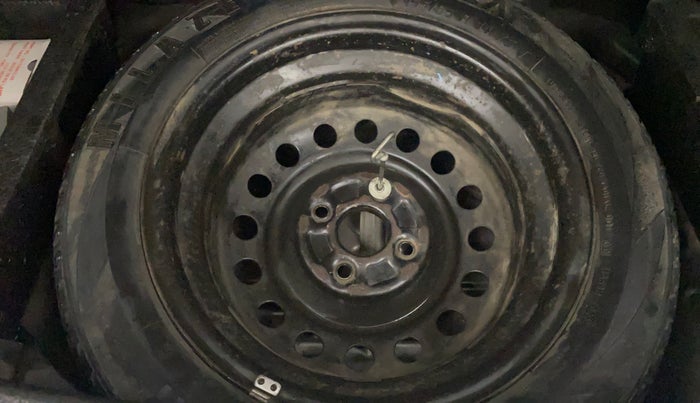 2014 Maruti Wagon R 1.0 VXI, Petrol, Manual, 1,08,140 km, Spare Tyre