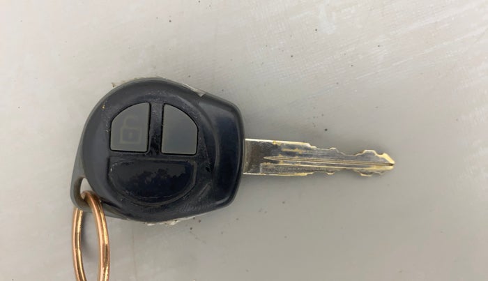 2014 Maruti Wagon R 1.0 VXI, Petrol, Manual, 1,08,140 km, Key Close Up