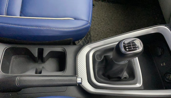 2022 KIA SONET HTX 1.0 IMT, Petrol, Manual, 41,899 km, Gear Lever