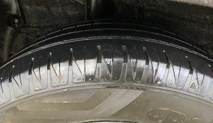 2022 KIA SONET HTX 1.0 IMT, Petrol, Manual, 41,899 km, Right Rear Tyre Tread