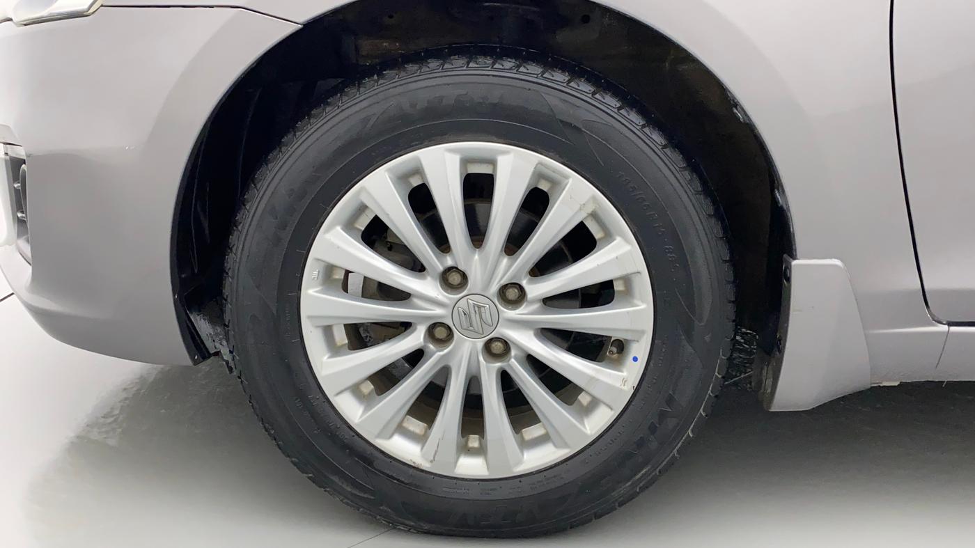 2017 Maruti Ciaz ZETA 1.4  AT PETROL, Petrol, Automatic, 54,575 km, Left Front Wheel