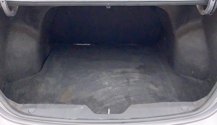 2017 Maruti Ciaz ZETA 1.4  AT PETROL, Petrol, Automatic, 54,575 km, Boot Inside