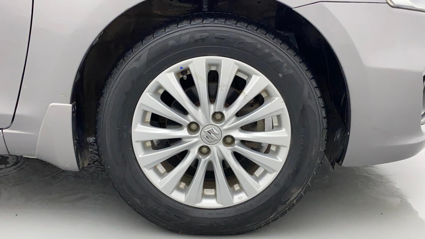 2017 Maruti Ciaz ZETA 1.4  AT PETROL, Petrol, Automatic, 54,575 km, Right Front Wheel