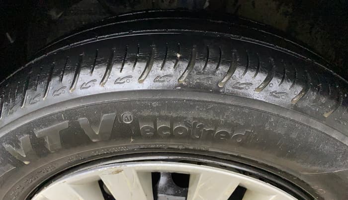 2019 Maruti Baleno DELTA PETROL 1.2, Petrol, Manual, 52,288 km, Left Front Tyre Tread