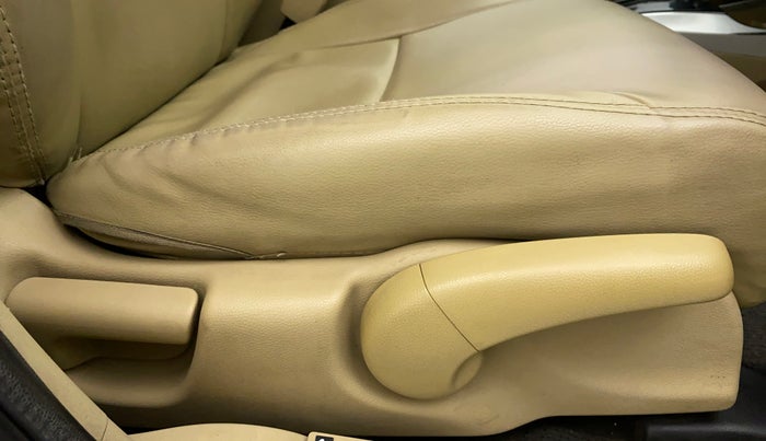 2010 Honda City 1.5L I-VTEC V AT, Petrol, Automatic, 39,653 km, Driver Side Adjustment Panel