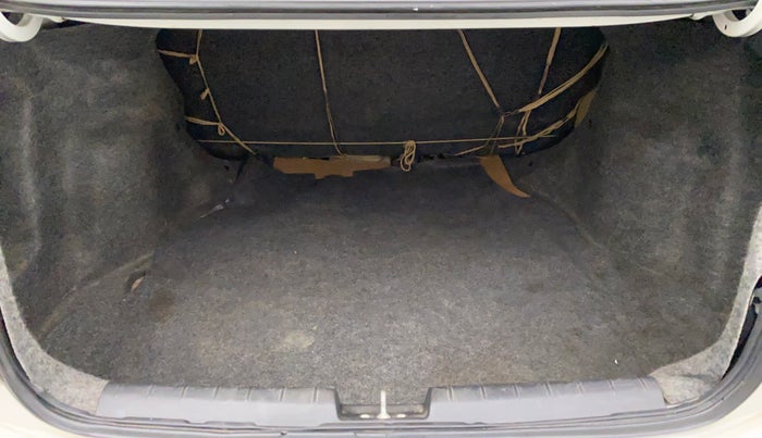 2010 Honda City 1.5L I-VTEC V AT, Petrol, Automatic, 39,653 km, Boot Inside
