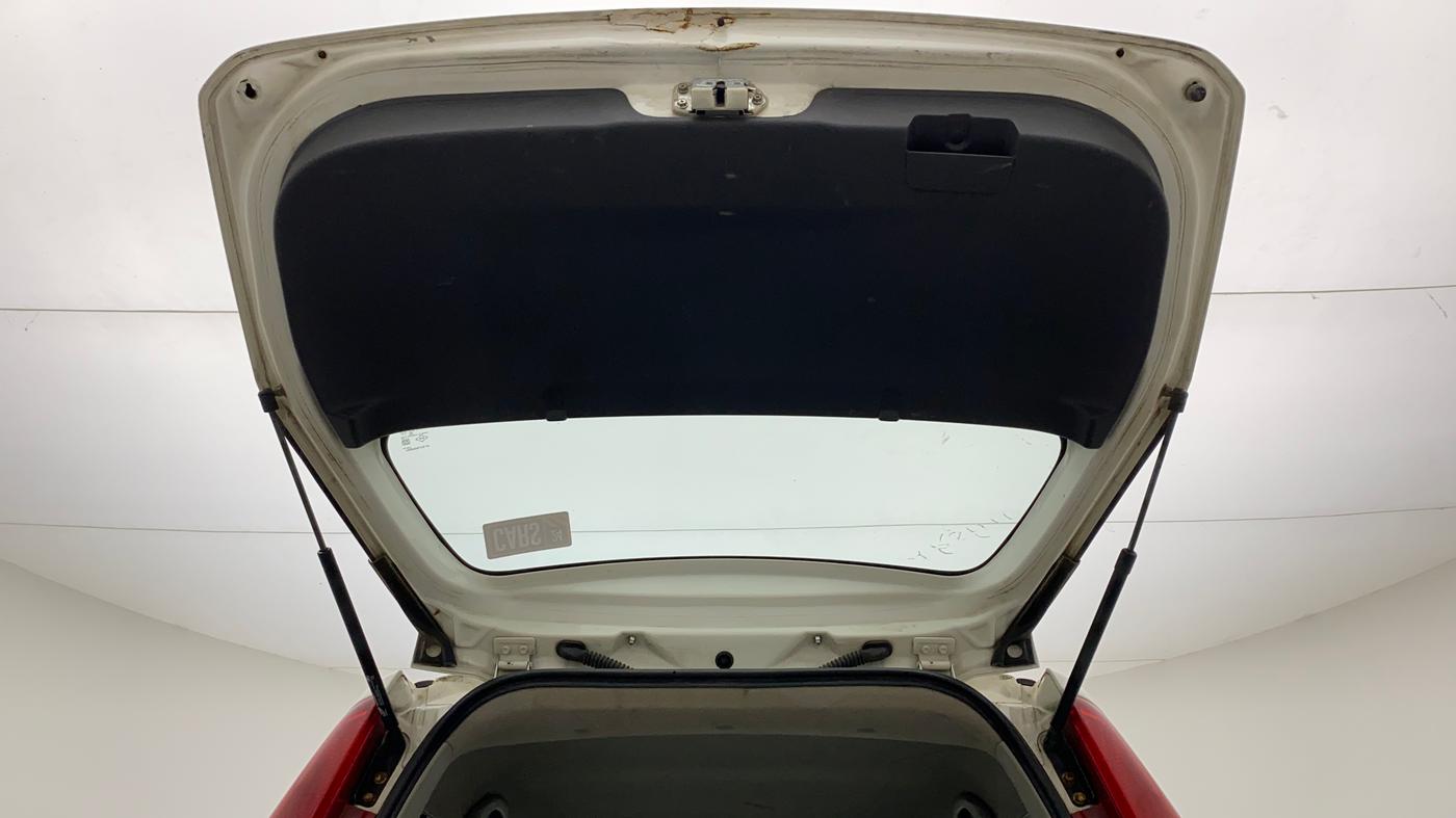 2010 Maruti Ritz LXI, Petrol, Manual, 73,755 km, Boot Door Open