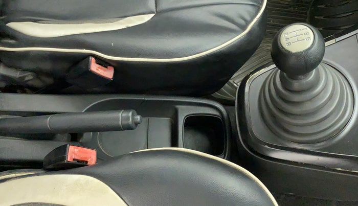 2010 Maruti Ritz LXI, Petrol, Manual, 73,755 km, Gear Lever