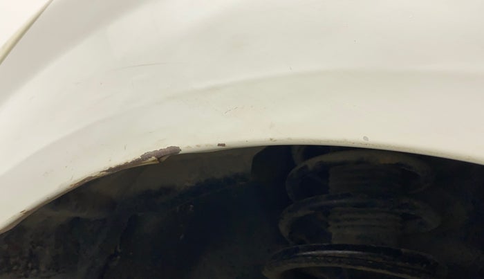 2010 Maruti Ritz LXI, Petrol, Manual, 73,755 km, Left fender - Lining loose