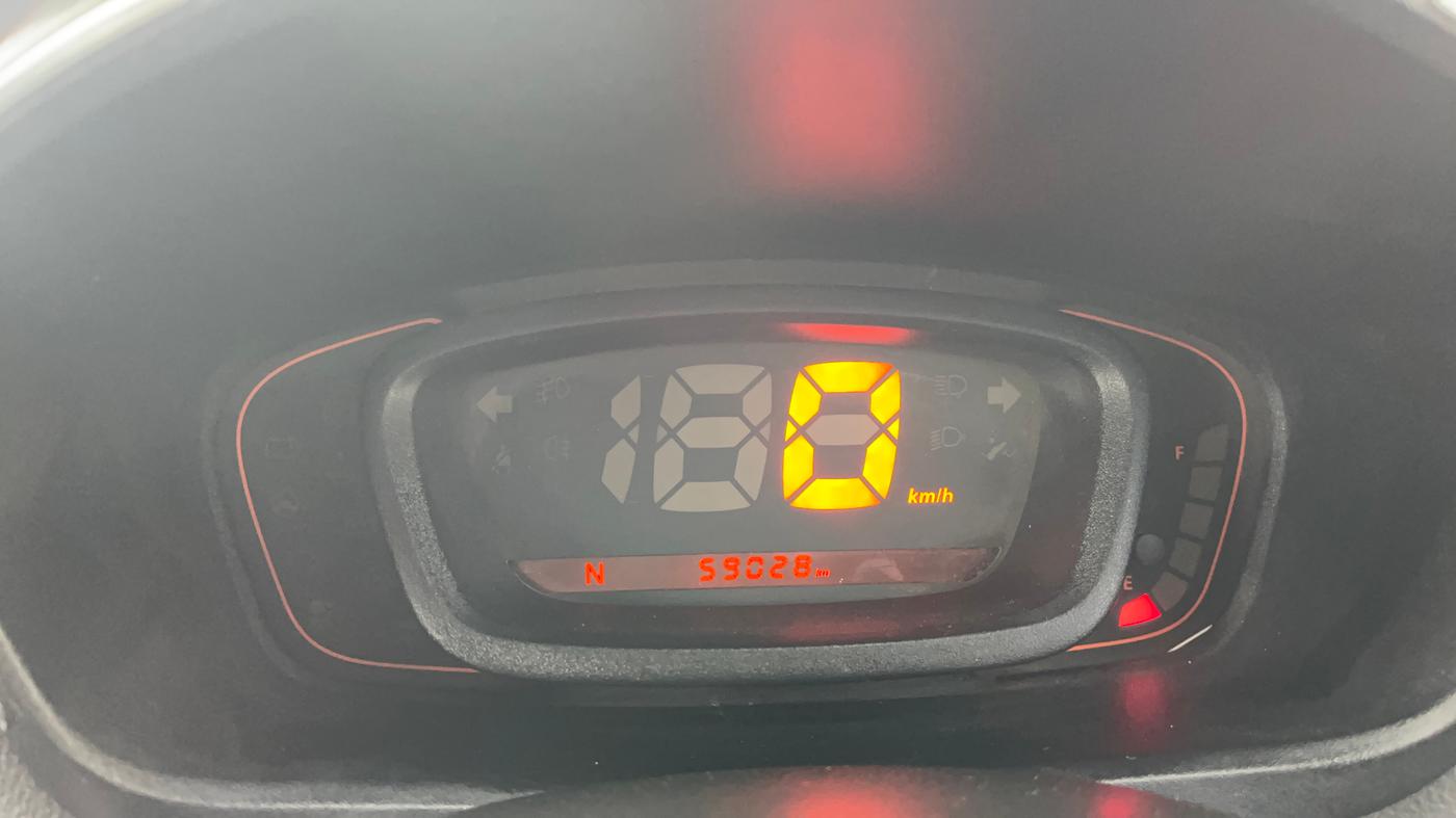 2018 Renault Kwid RXT 1.0 AMT (O), Petrol, Automatic, 59,064 km, Odometer Image