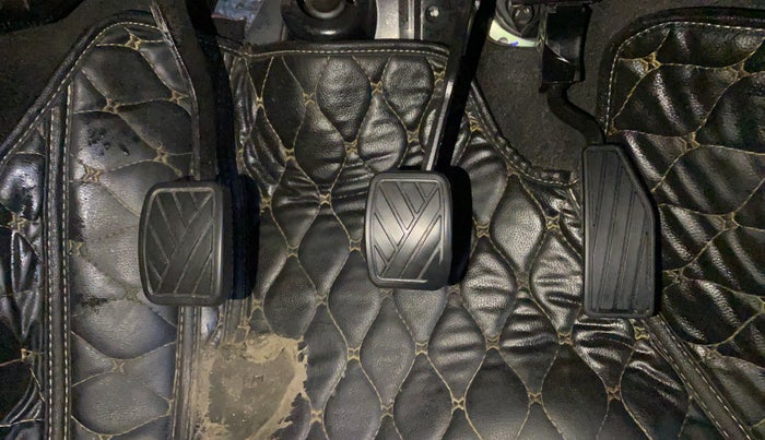 2020 Maruti IGNIS SIGMA 1.2, Petrol, Manual, 52,521 km, Pedals