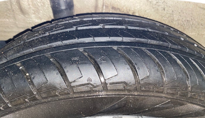 2020 Maruti IGNIS SIGMA 1.2, Petrol, Manual, 52,521 km, Right Rear Tyre Tread