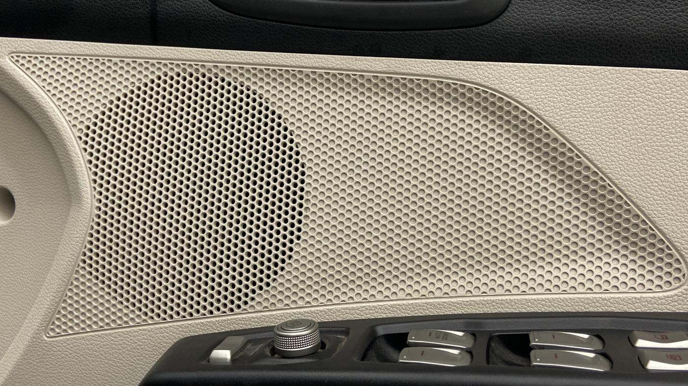 2022 Mahindra XUV300 1.2 W6 AT, Petrol, Automatic, 6,970 km, Speaker