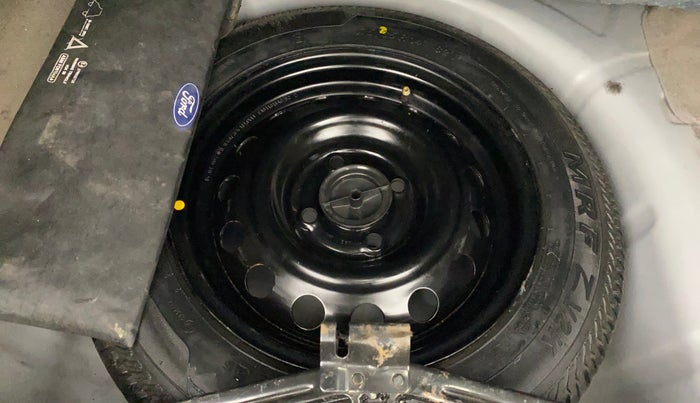 2016 Ford Figo Aspire TITANIUM 1.2 PETROL, Petrol, Manual, 59,046 km, Spare Tyre