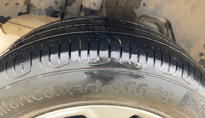 2016 Ford Figo Aspire TITANIUM 1.2 PETROL, Petrol, Manual, 59,046 km, Right Rear Tyre Tread