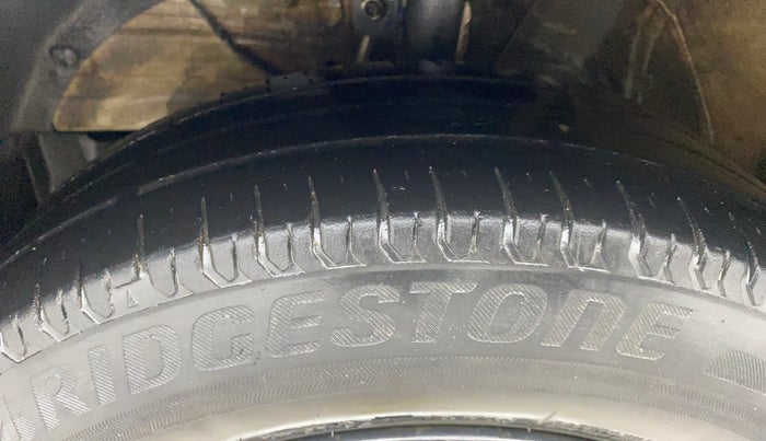 2021 Maruti Swift VXI, Petrol, Manual, 54,584 km, Left Front Tyre Tread