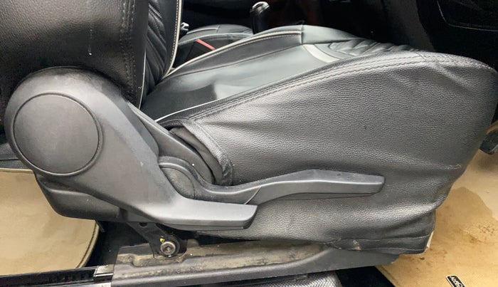 2021 Maruti Swift VXI, Petrol, Manual, 54,584 km, Driver Side Adjustment Panel