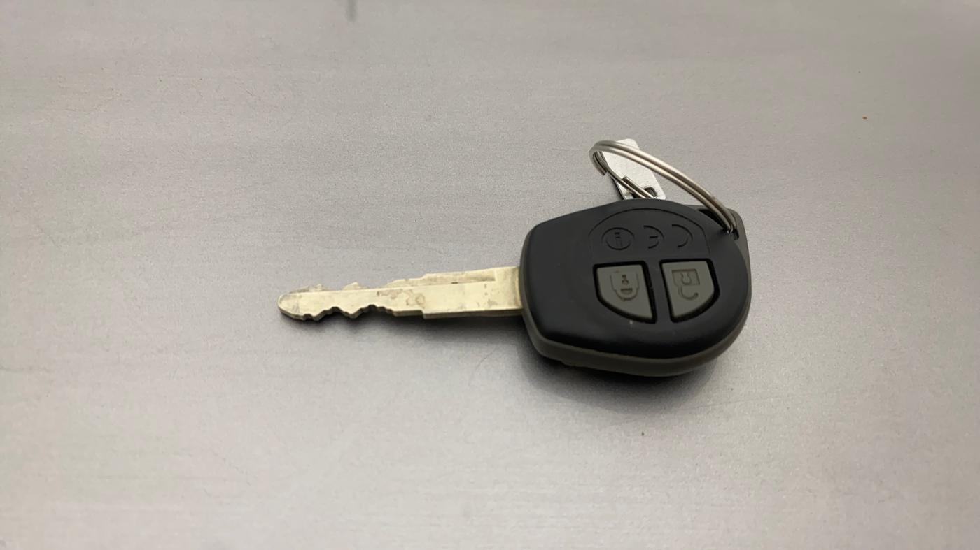 2021 Maruti Dzire VXI, Petrol, Manual, 22,840 km, Key Close Up