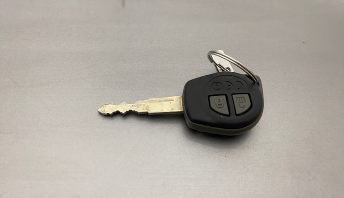 2021 Maruti Dzire VXI, Petrol, Manual, 22,840 km, Key Close Up