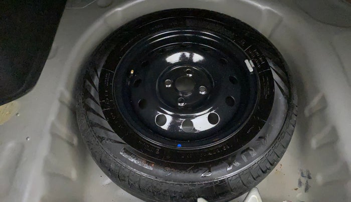 2021 Maruti Dzire VXI, Petrol, Manual, 22,840 km, Spare Tyre