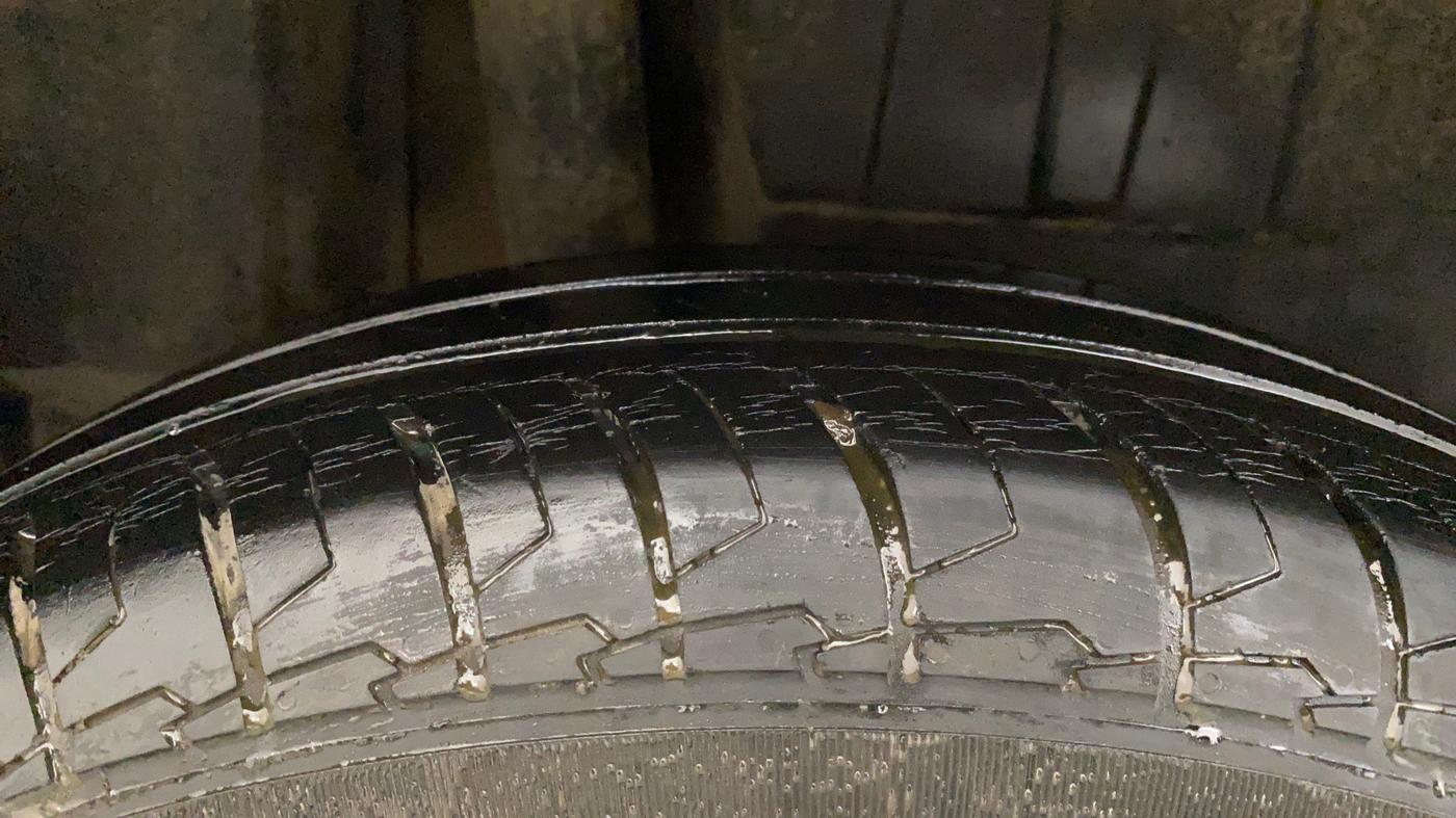 2021 Maruti Dzire VXI, Petrol, Manual, 22,840 km, Right Rear Tyre Tread