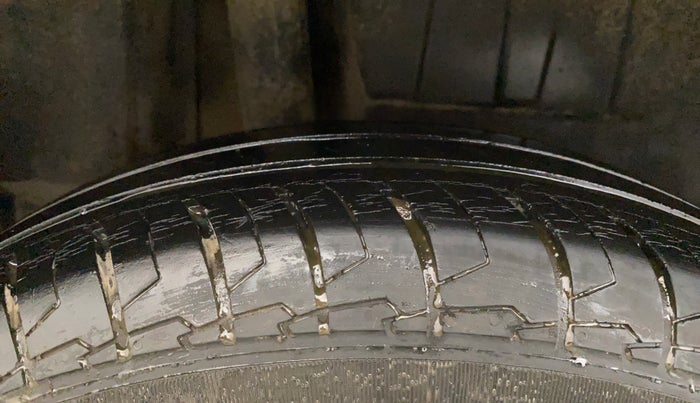 2021 Maruti Dzire VXI, Petrol, Manual, 22,840 km, Right Rear Tyre Tread